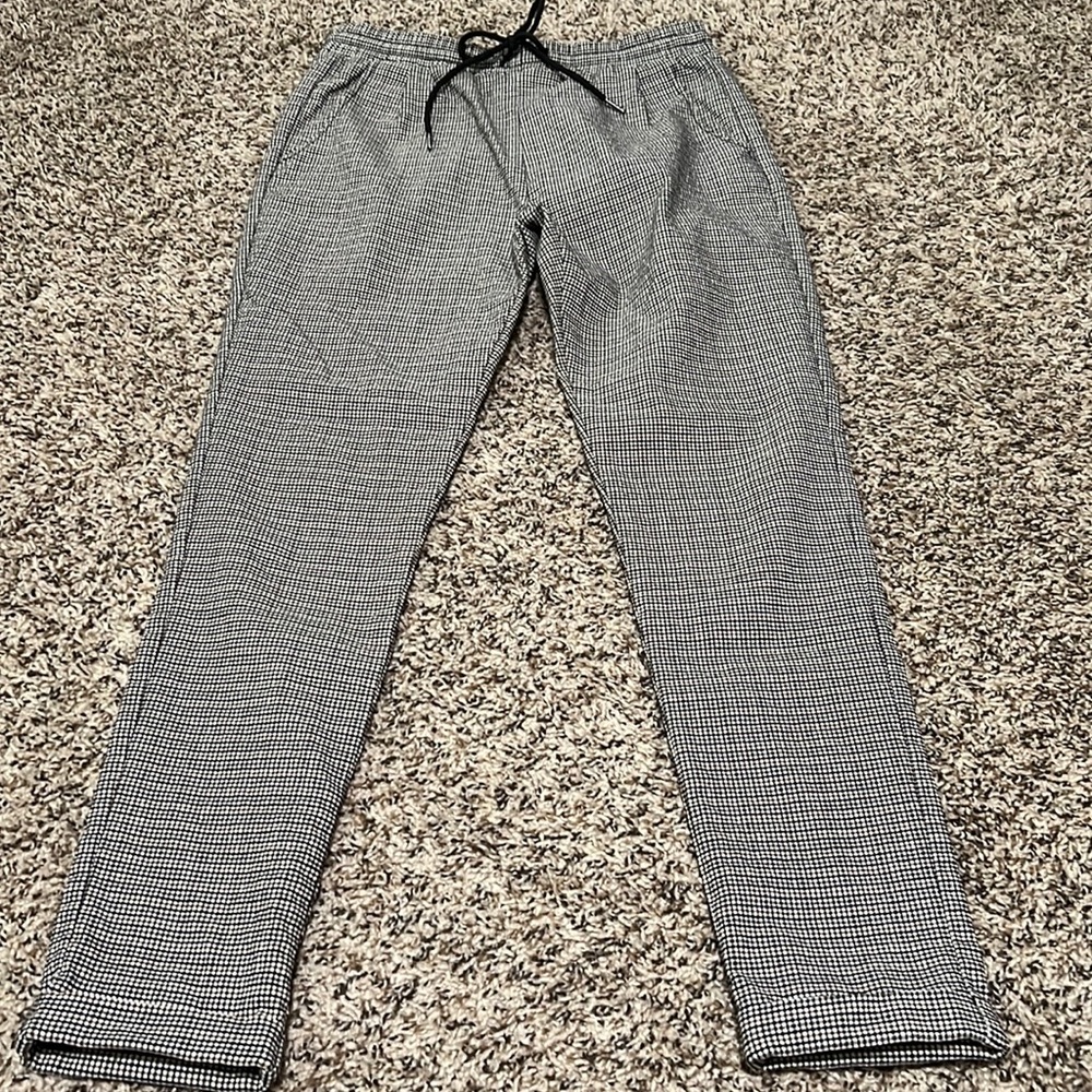 Checkers, pants look like dressy jogger